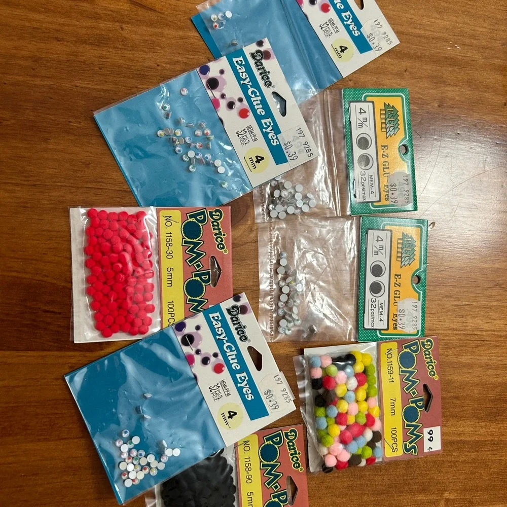 Googly Eyes Darice Assorted Craft Eyes & Pom-Poms Pack
